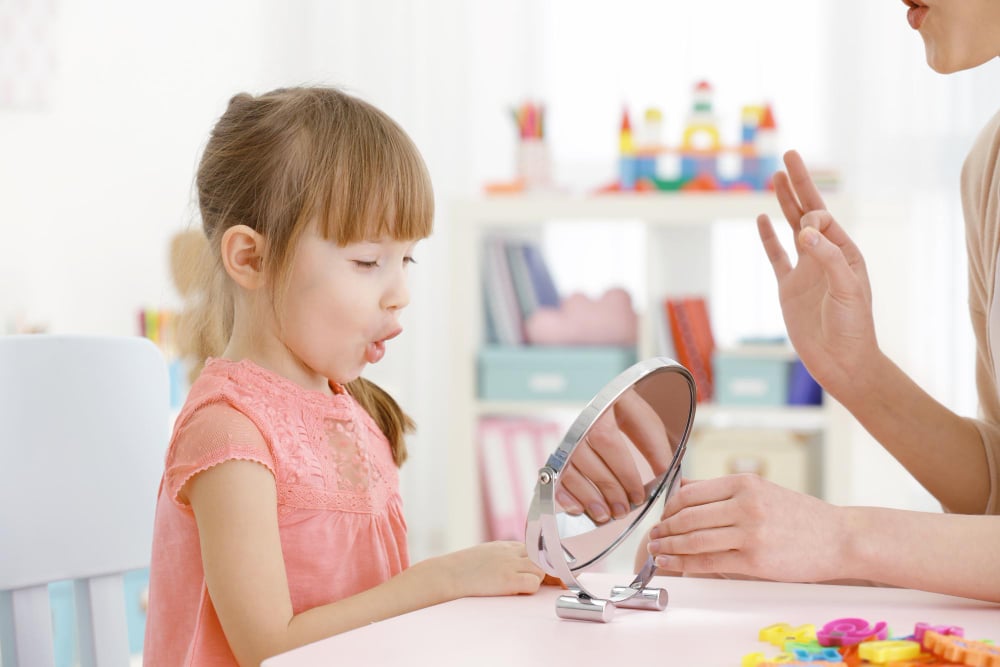 cute-little-girl-speech-therapist-office